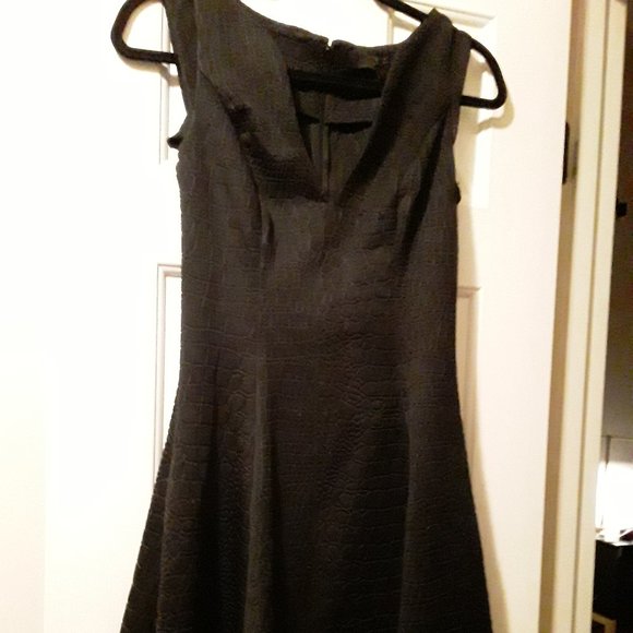 Guess, Black, Sz. XS Fit & Flare - Picture 1 of 3